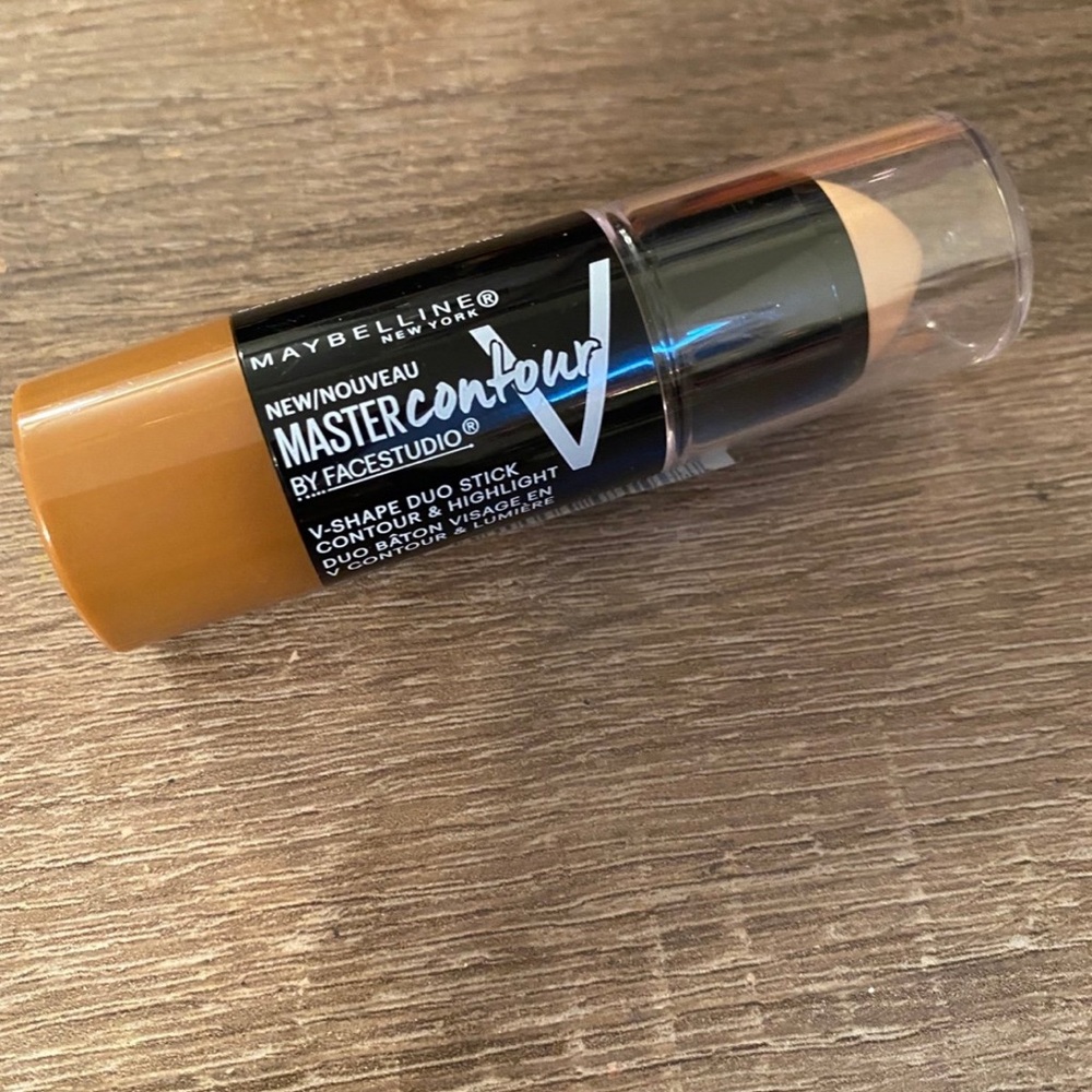 Maybelline Master Contour V-Shape Duo Stick contour and highlight - medium